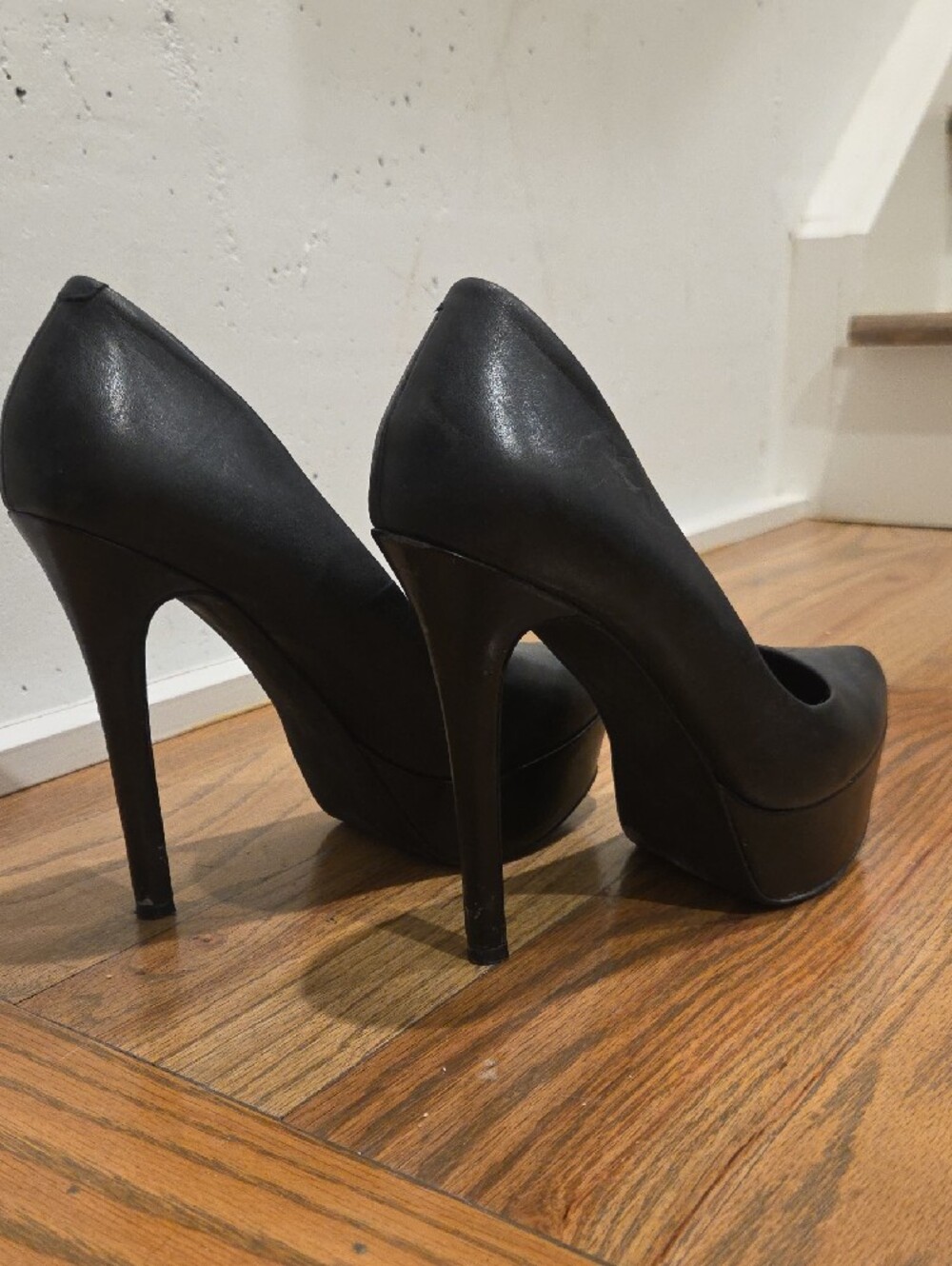 Jessica Simpson Black Platform Stiletto Pumps - Picture 8 of 9